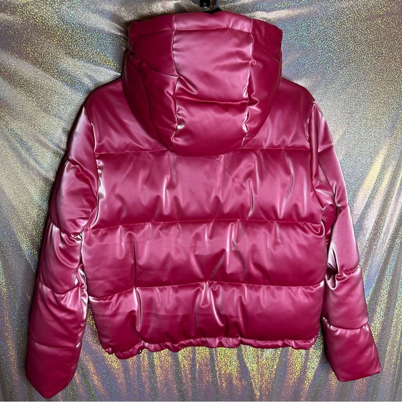Forever 21 Rose Pink Fuchsia Metallic Quilted Puffer Crop Jacket Coat - Picture 13 of 13